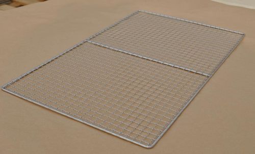 Latest company news about BARBEKÜ metal örgü tepsiler 13000 adet