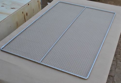 Latest company news about 500 parça büyük BARBEKÜ metal gıda pişirme ve kurutma için mesh tepsi