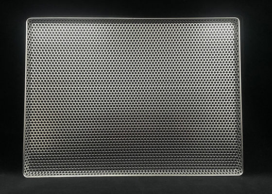 İyi bir fiyat. Gıda sınıfı paslanmaz çelik 304 316 fırın kurutma soğutma için delikli metal tabak tepsileri çevrimiçi