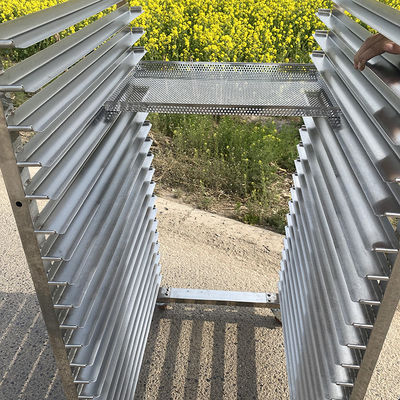 İyi bir fiyat. Ticari Mutfak 26 Tepsiler Paslanmaz Çelik Fırın Soğutma Rafı Gıda Arabası çevrimiçi