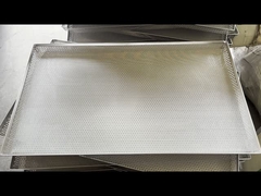 Çift katmanlı paslanmaz çelik perforasyonlu tepsiler