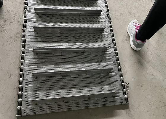 İyi bir fiyat. Delikli Hasır Zincir Plakalı Konveyör Bant Metal 304/316 Paslanmaz Çelik çevrimiçi