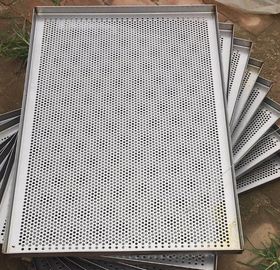 İyi bir fiyat. Metal Delikli Tel Sepet Kablo Kanalı, Gıda İşleme İçin Paslanmaz Çelik Fırın Tepsisi çevrimiçi