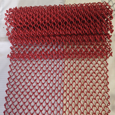 İyi bir fiyat. Red Decorative Aluminium Metal Mesh Chain Link coil Curtain Drapery Fabric exterior decorative screen for rood divider çevrimiçi